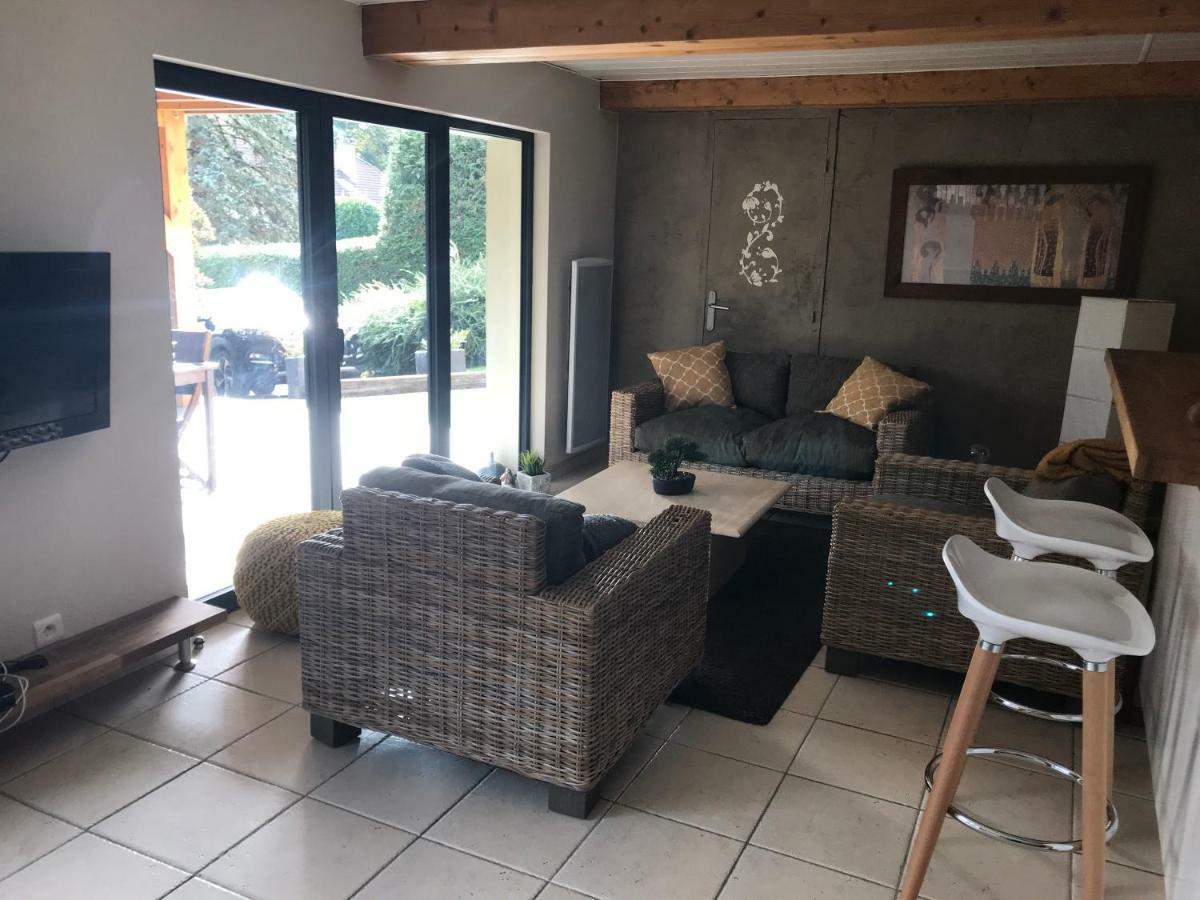 Appartement Sevrier Terrasse Et Jardin Экстерьер фото